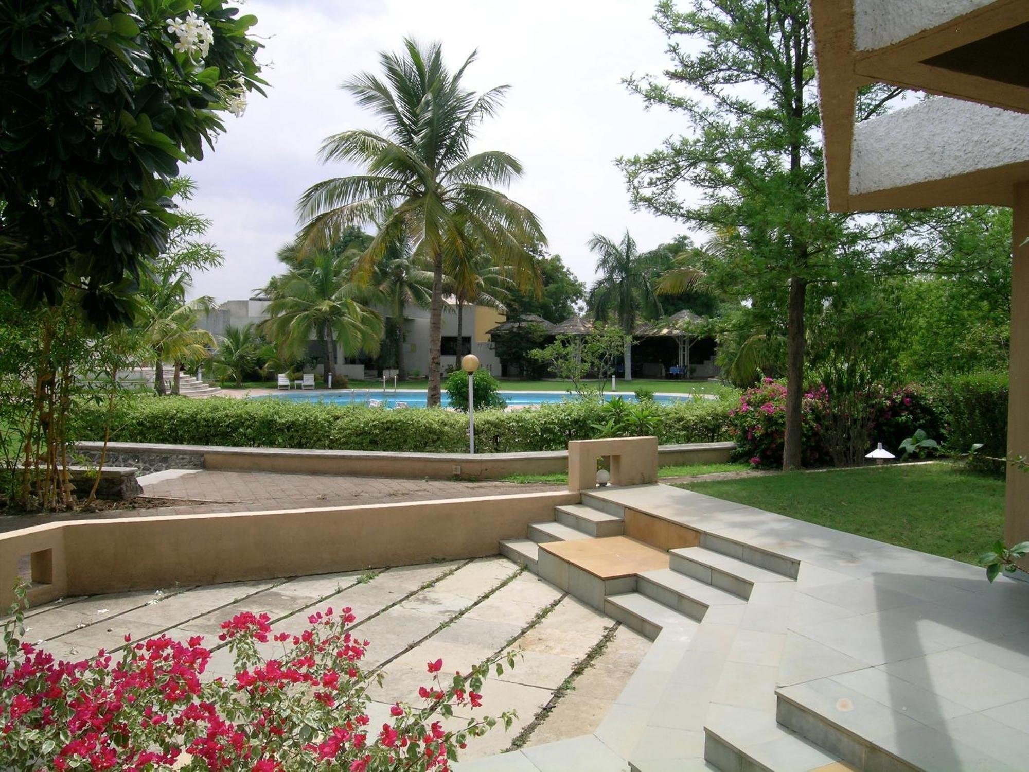 The Meadows Resort And Spa Aurangábád Exteriér fotografie